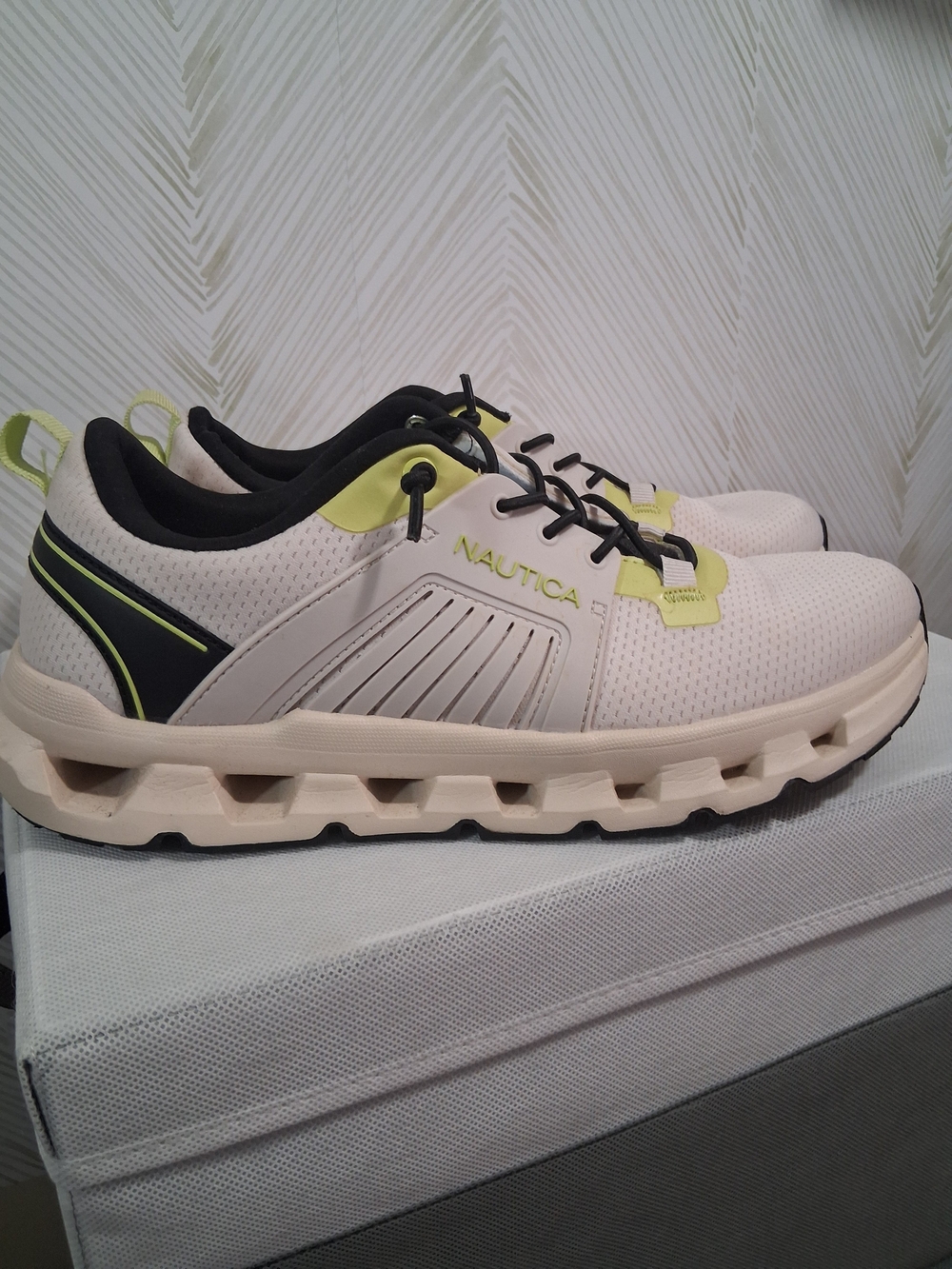 Nautica Men’s Cream & Neon Yellow Athletic Sneakers